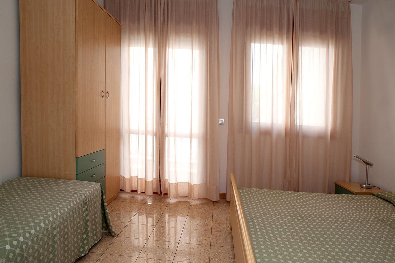 Residence Cà D'oro Jesolo Extérieur photo