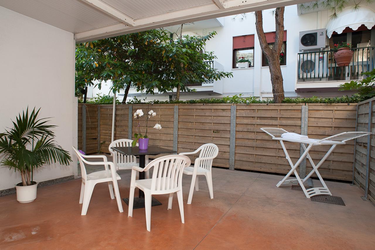 Residence Cà D'oro Jesolo Extérieur photo