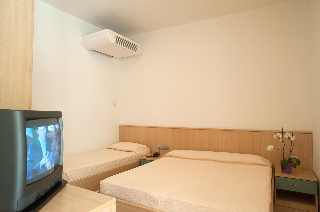 Residence Cà D'oro Jesolo Extérieur photo